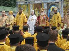 Під час патріаршої Літургії 19 липня 2008 р. на Михайлівській площі в Києві. Світлина священика Миколи Цап’юка