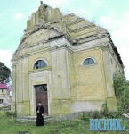 Ігумен Яків (Мільян) біля обителі. Світлина з сайта visnyk.lutsk.ua