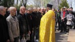 Протоієрей Микола Гінайло у Володимир-Волинському об’єднаному міськрайонному військовому комісаріаті освячує новобранців