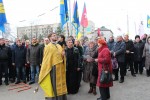 16 лютого 2014 р. Священик Ярослав Черенюк відправляє заупокійну літію в пам’ять про вояків УПА. Світлина інформаційної служби єпархії.