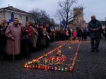 Волиняни піднесли заупокійні молитви в День пам’яті жертв голодоморів та політичних репресій і взяти участь у загальноукраїнській акції «Засвіти свічку». Світлина Леоніда Максимова