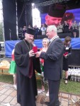 Нововолинського декана протоієрея Стефана Фульмеса нагороджують ювілейною медаллю «За заслуги»