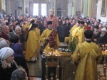 Архієпископ Луцький і Волинський Михаїл відправляє молебень в Неділю торжества Православ’я. Світлина інформаційної служби єпархії