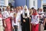 Група волинян під час відзначення 11-річчя відродження Михайлівського монастиря