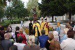 Під час освячення першого в Україні пам’ятника Олені Пчілці. Світлина Леоніда Максимова