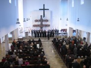 7 грудня 2009 р. Архієрейський хор «Оранта» луцького кафедрального собору Святої Трійці в храмі м. Бад-Зальцуфлен (Німеччина)