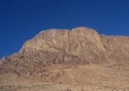 26 березня 2009 р. Вершина гори Синай (Єгипет), куди піднялися волинські прочани. Світлина з архіву Оксани Савко